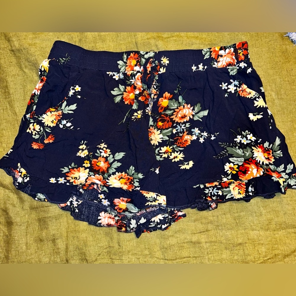 Brand: General (from a boutique in Greece) Color : navy blue | floral pattern